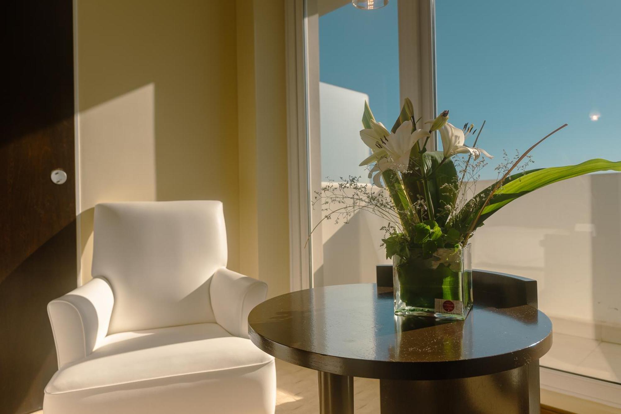 פוארטו מדרין Rayentray Grand Hotel מראה חיצוני תמונה