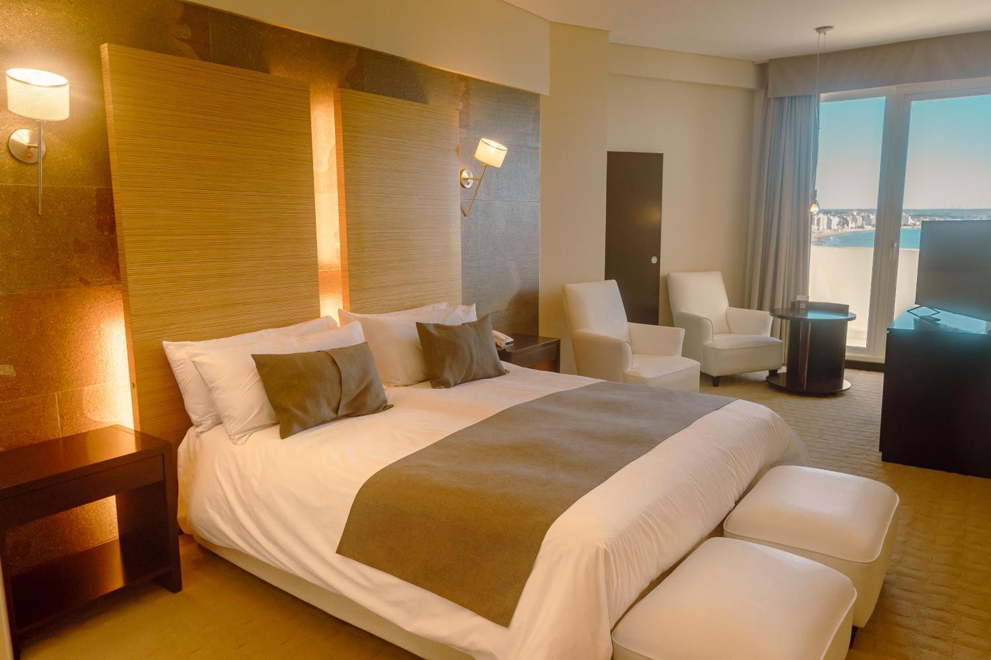 פוארטו מדרין Rayentray Grand Hotel מראה חיצוני תמונה